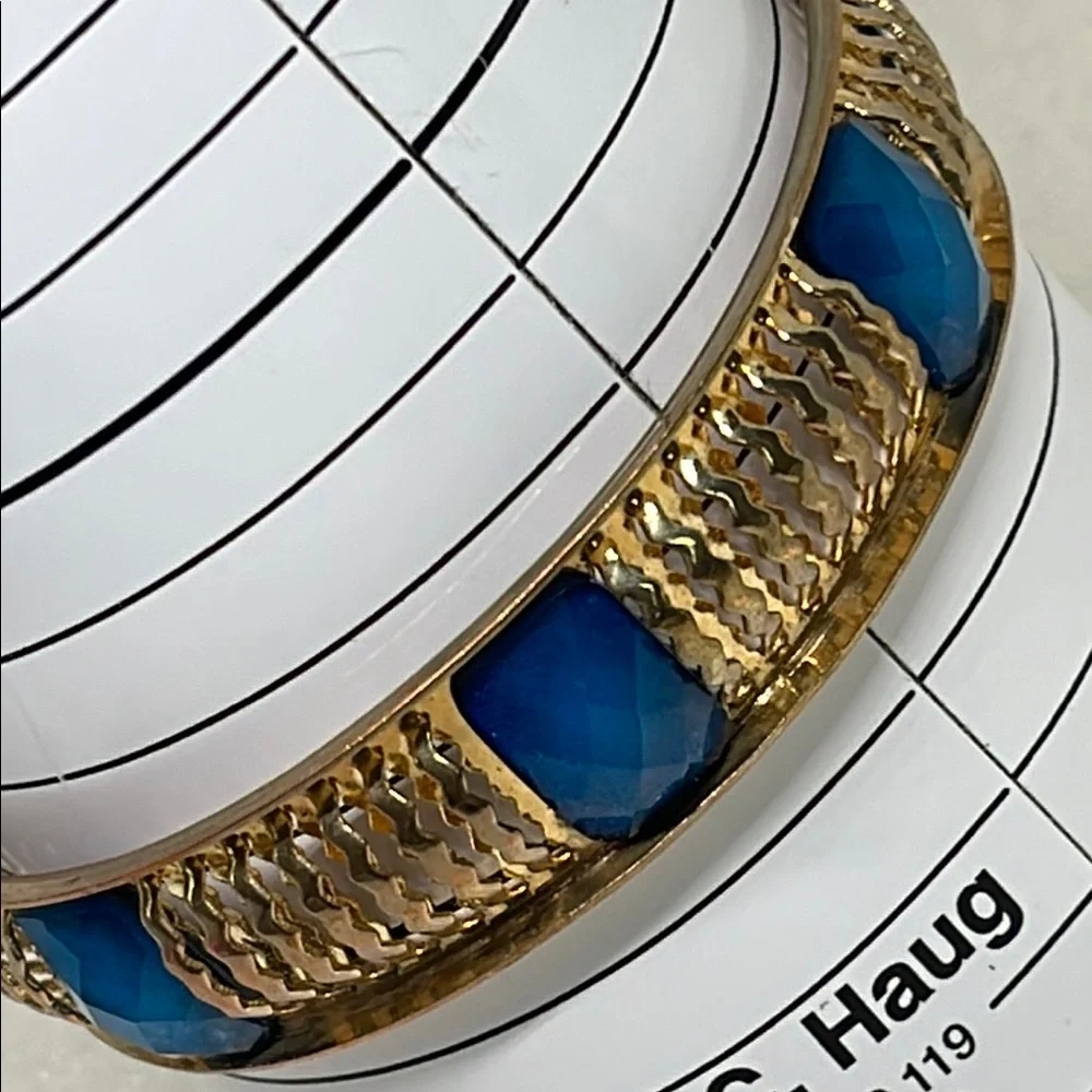 Goldtone and faceted Blue Bangle Bracelet